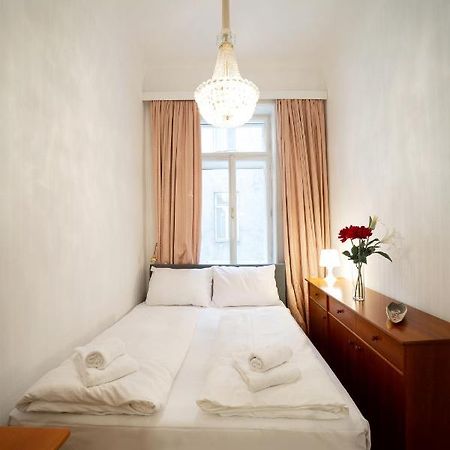 Hideaway Wahring Appartement Wenen Buitenkant foto