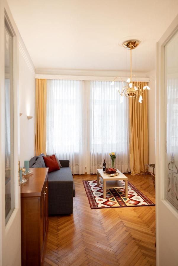 Hideaway Wahring Appartement Wenen Buitenkant foto