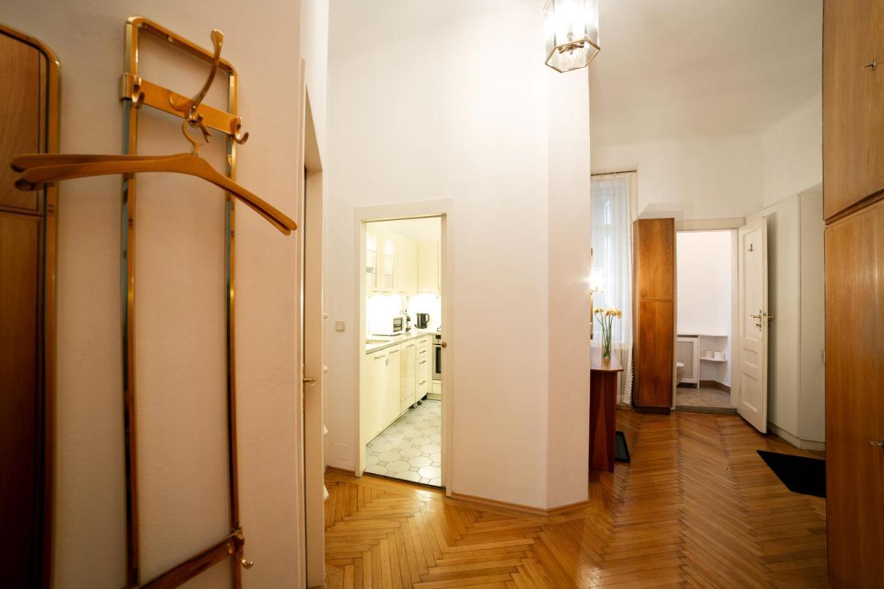 Hideaway Wahring Appartement Wenen Buitenkant foto